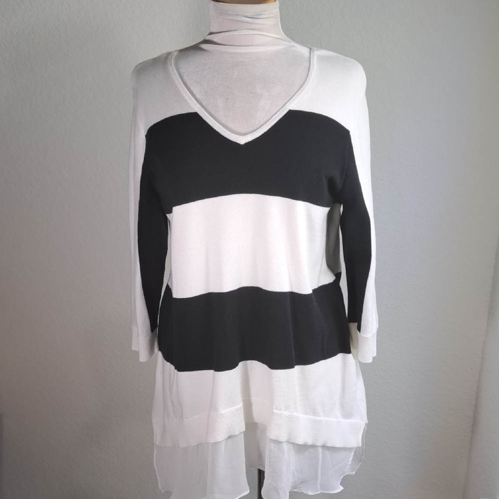 Chico’s Zenergy Black White Wide Stripe Layered Look Sweater Chiffon Hem Large